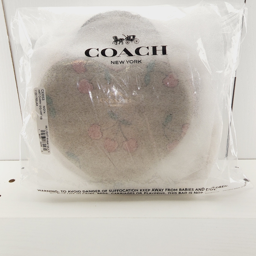 Coach Heart Crossbody In Signature Canvas With Heart Cherry Print New With Tags! - Picture 11 of 14